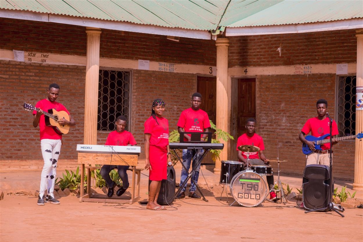 Tsogolo La Ana School Band 